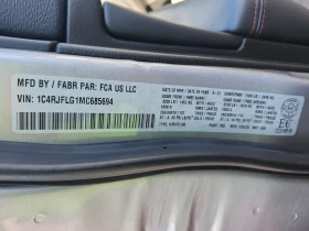 Jeep Grand cherokee * АВТО КРЕДИТ* ЦЕНА ДО БГ * Сервизна история *  - 49500 лв. / 25308.95 € - 96862569 14