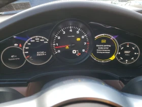 Porsche Cayenne 4X4/KEYLESS/ПАНОРАМА/ВИДЕО НА МОТОРА - 55600 лв. / 28427.83 € - 49594650 9