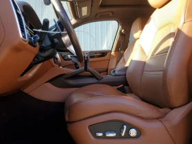 Porsche Cayenne 4X4/KEYLESS/ПАНОРАМА/ВИДЕО НА МОТОРА - 55600 лв. / 28427.83 € - 49594650 7