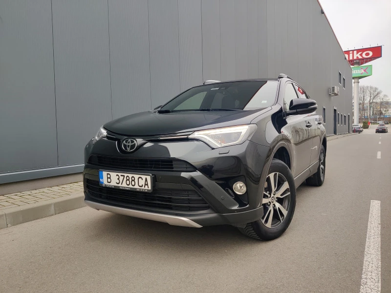 Toyota Rav4 AWD газов инжекцион, снимка 1 - Автомобили и джипове - 46942166