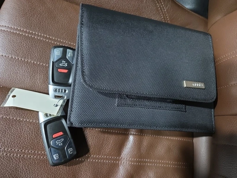 Audi Q5 * TECHNIK * CARFAX * ЦЕНА ДО БЪЛГАРИЯ, снимка 14 - Автомобили и джипове - 52696029