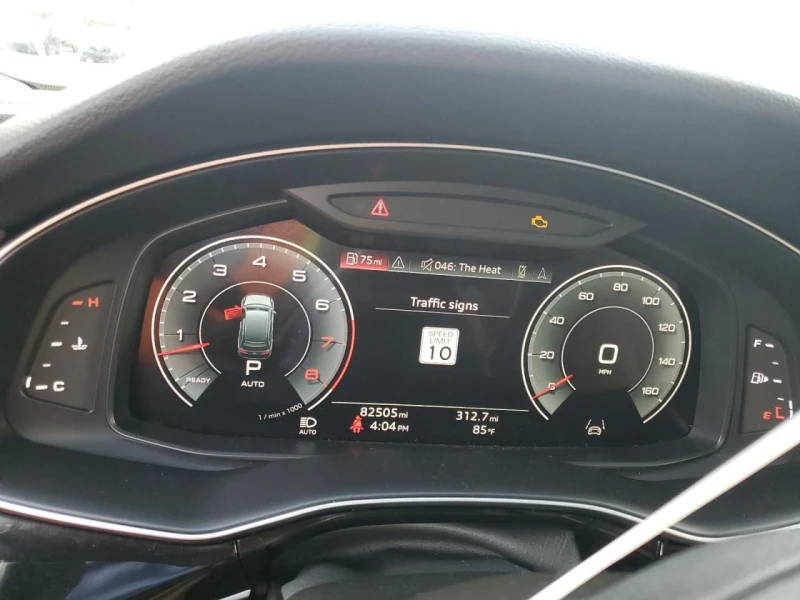 Audi Q7, снимка 9 - Автомобили и джипове - 52738499