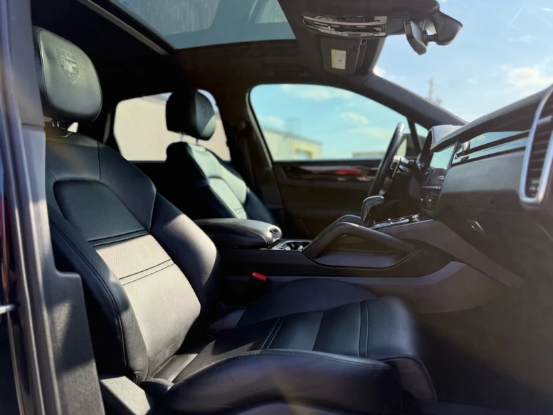 Porsche Cayenne * AWD * CARFAX * ЦЕНА ДО БГ, снимка 9 - Автомобили и джипове - 53045483