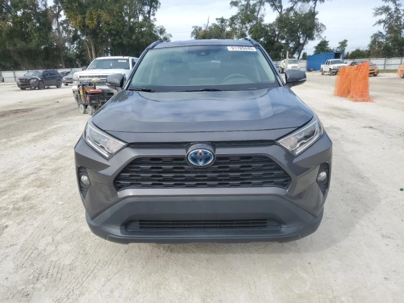 Toyota Rav4 XLE, снимка 2 - Автомобили и джипове - 53107148