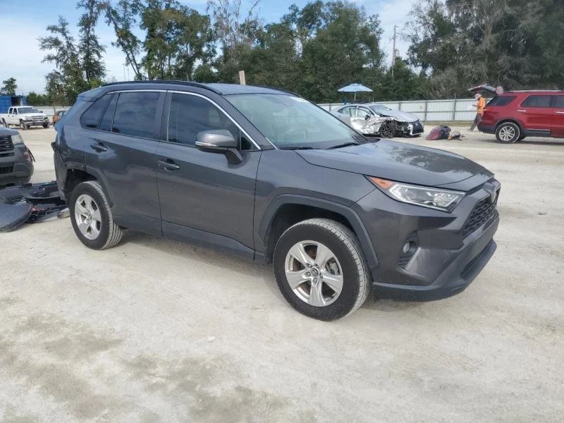 Toyota Rav4 XLE, снимка 3 - Автомобили и джипове - 53107148