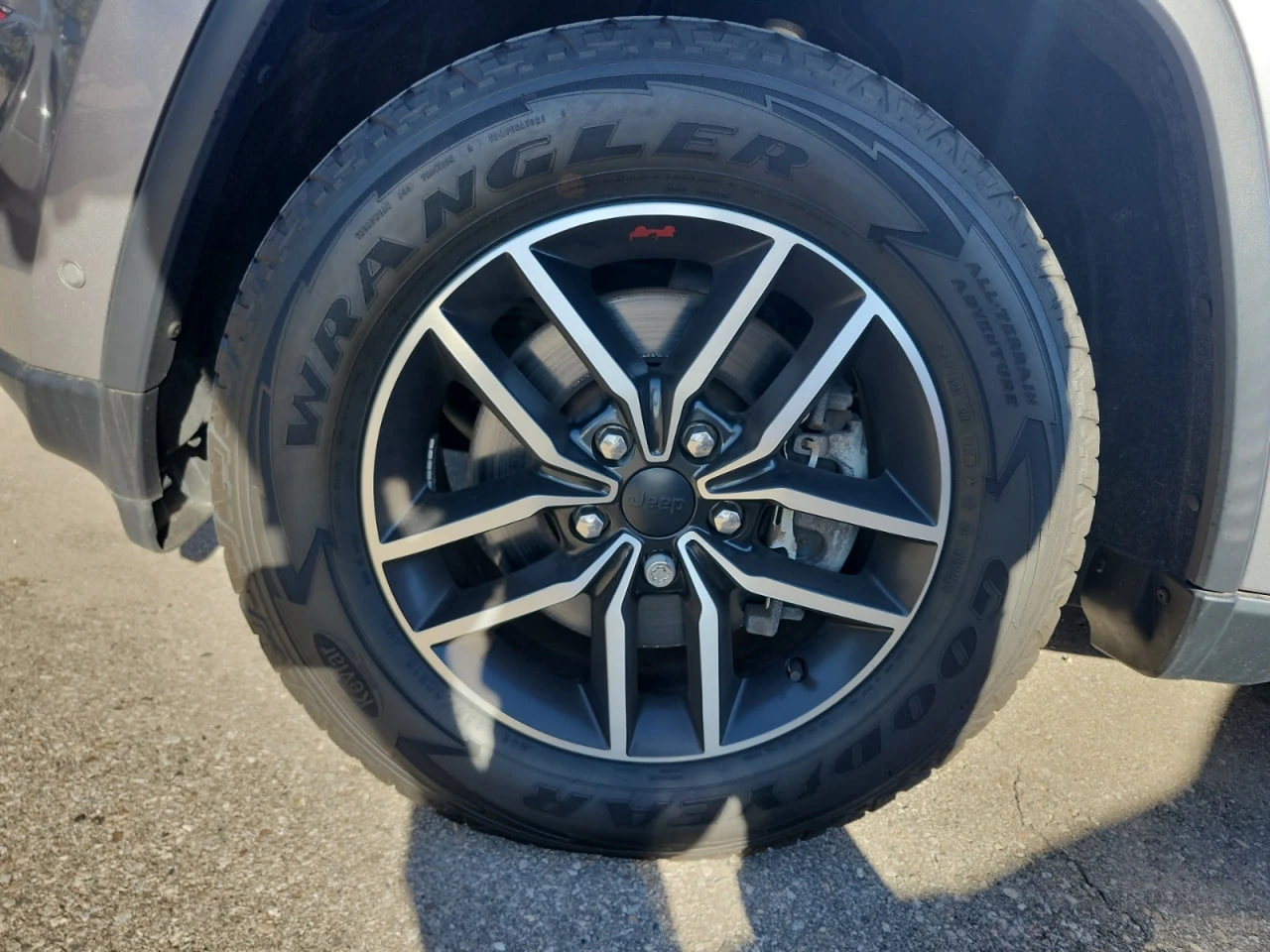 Jeep Grand cherokee *  *    *   *  | Mobile.bg   16