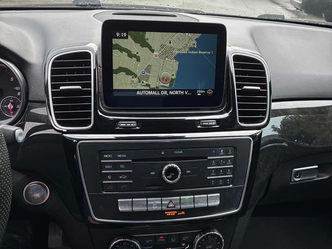 Mercedes-Benz GLE 350 * 350d * CARFAX * 360 * ПОДГРЕВИ * NAVI, снимка 9 - Автомобили и джипове - 53816980