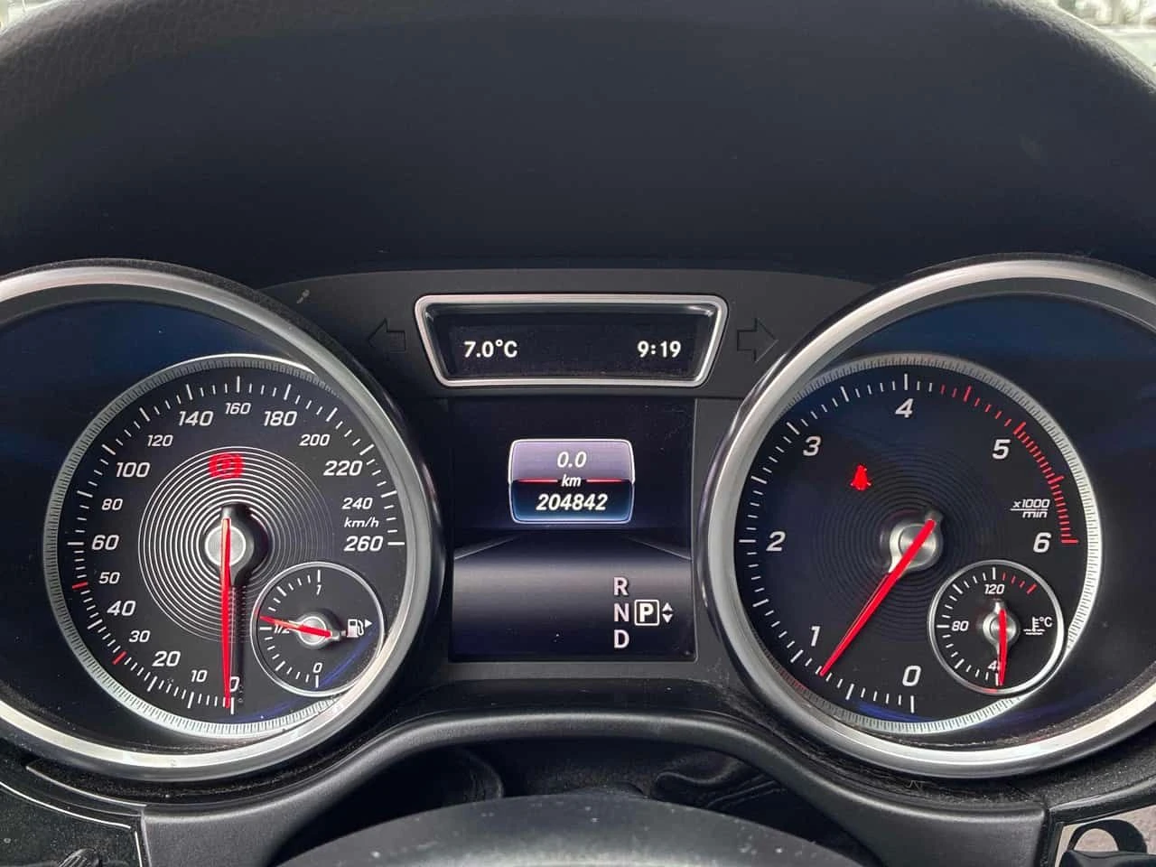 Mercedes-Benz GLE 350 * 350d * CARFAX * 360 * ПОДГРЕВИ * NAVI, снимка 17 - Автомобили и джипове - 53816980