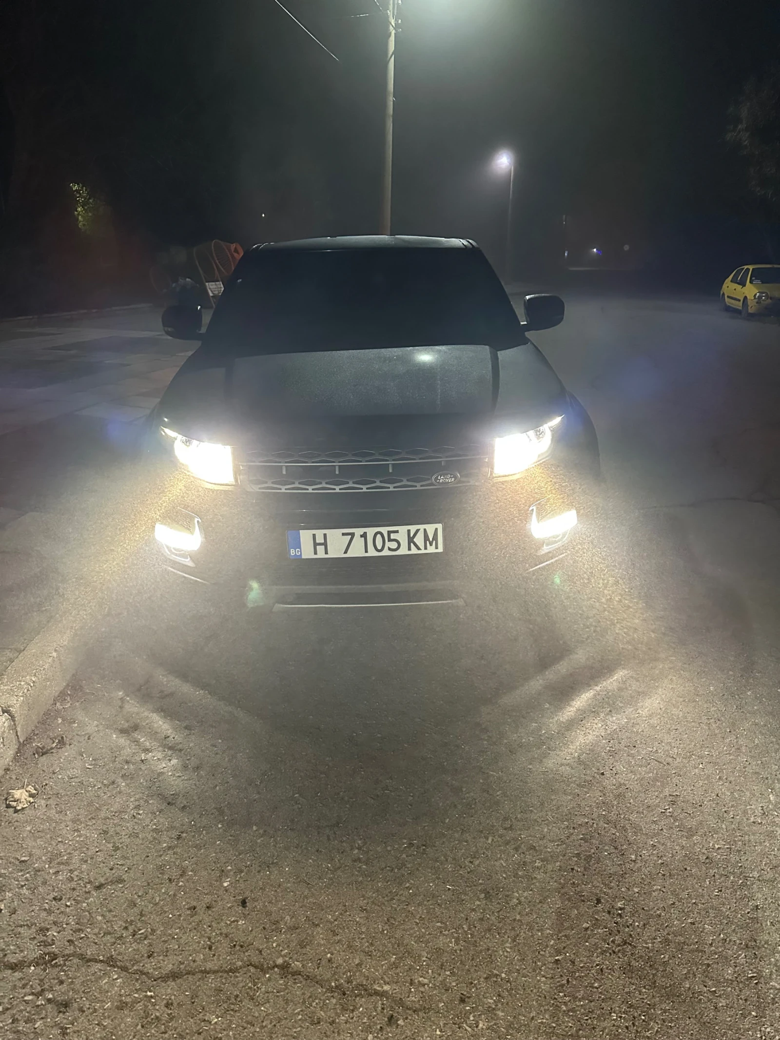 Land Rover Range Rover Evoque 2.2, снимка 2 - Автомобили и джипове - 53830852