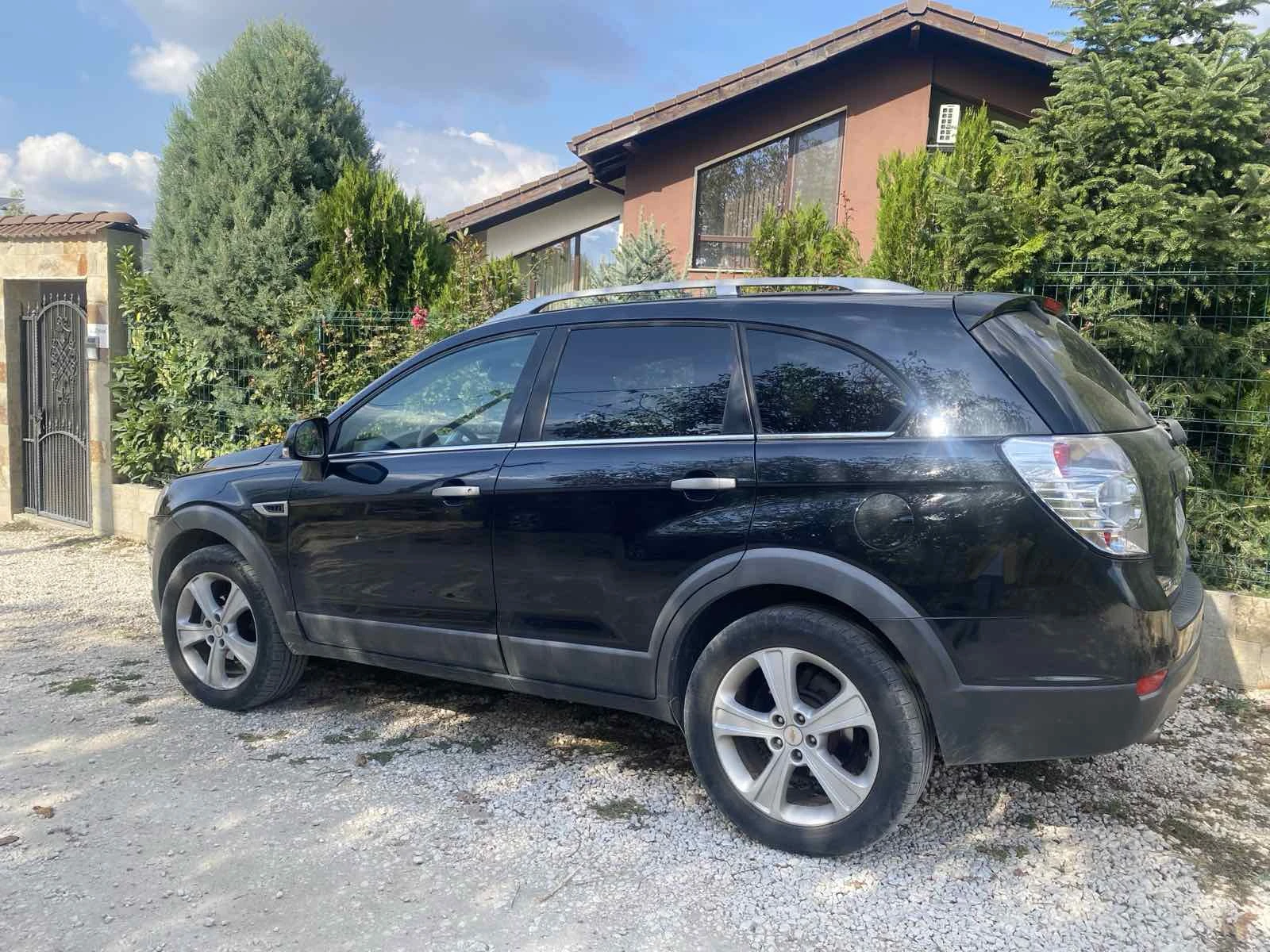 Chevrolet Captiva TDI, снимка 3 - Автомобили и джипове - 54922785