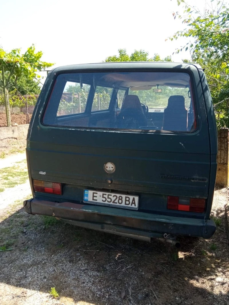 VW Transporter Транспортер, снимка 2 - Бусове и автобуси - 47708376