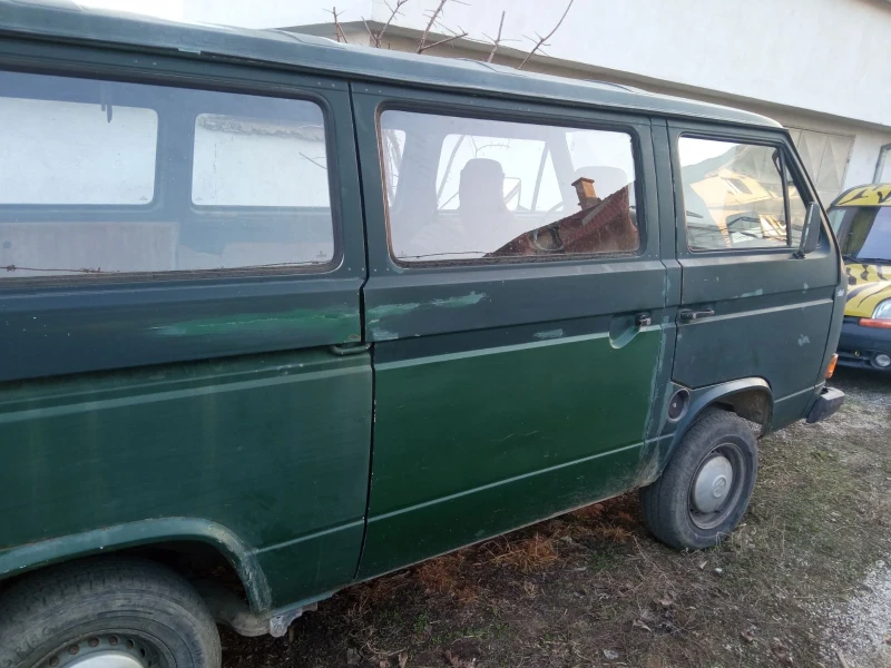 VW Transporter Транспортер, снимка 8 - Бусове и автобуси - 48758243