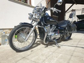     Honda Shadow 750 Spirit  2 