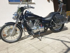     Honda Shadow 750 Spirit  2 