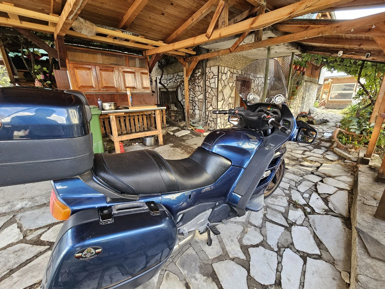 Honda Paneuropean ST 1100 - изображение 8
