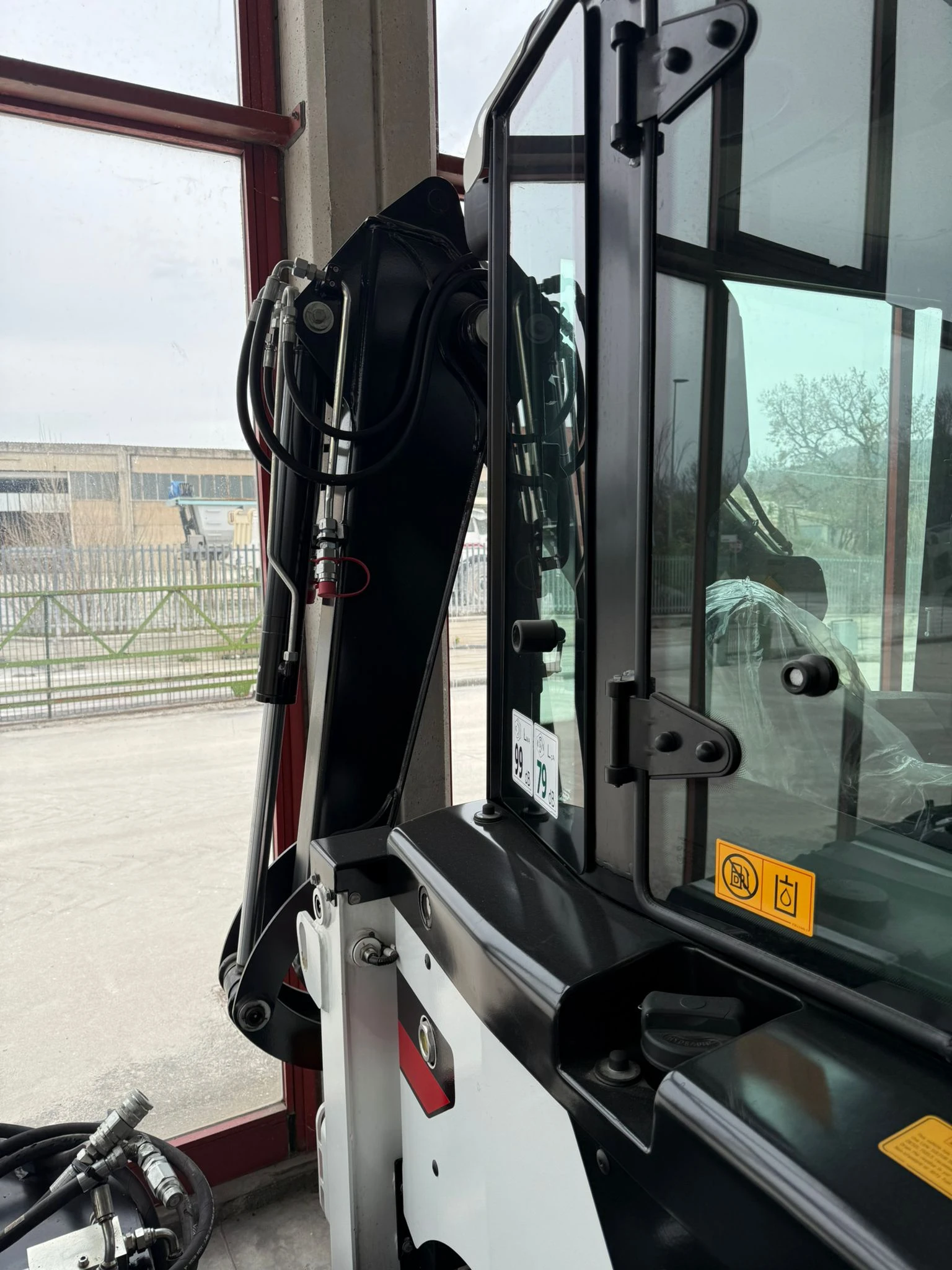 Багер Hidromek 62SS, снимка 5 - Индустриална техника - 54031848