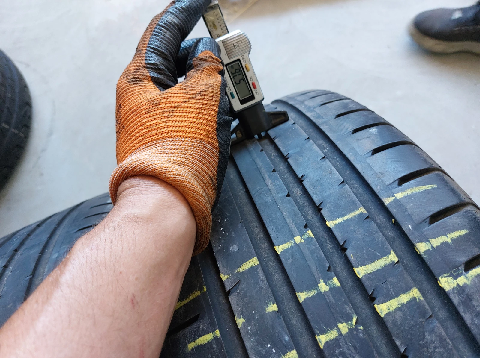 ���� 245/45R18 | Mobile.bg � ����������� 3