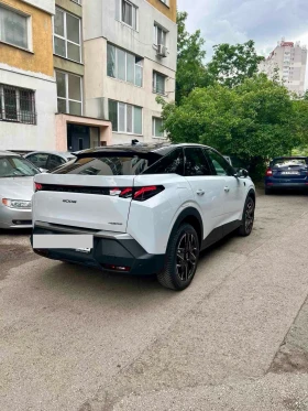 Peugeot 3008 GT 12000 км, снимка 2