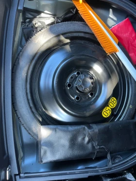 Toyota Auris, снимка 9