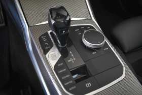 BMW 330 xDrive Туринг, снимка 11