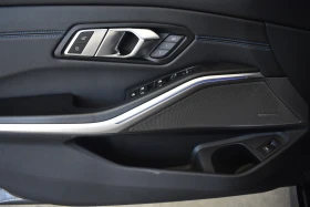BMW 330 xDrive Туринг, снимка 9