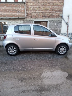 Toyota Yaris, снимка 1