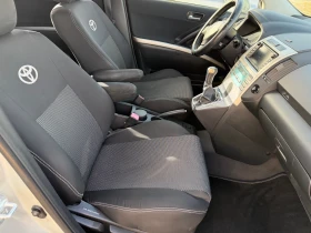 Toyota Corolla verso 2.2 D4D, снимка 12