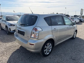 Toyota Corolla verso 2.2 D4D, снимка 5