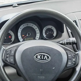 Kia Ceed 1.6 CRDI, снимка 9