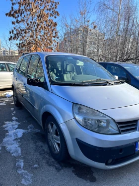     Renault Grand scenic