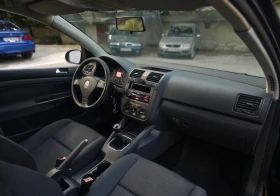 VW Golf 5  - 3899 лв. / 1993.53 € - 42156954 7