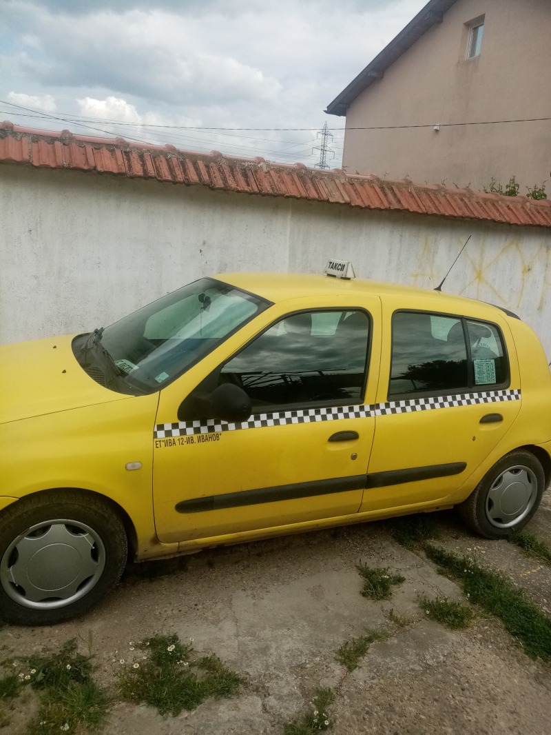Renault Clio, снимка 2 - Автомобили и джипове - 43368789