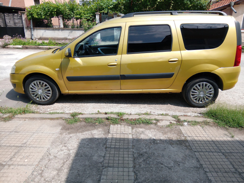 Dacia Logan 1.6 16v газ/бензин, снимка 4 - Автомобили и джипове - 46406763