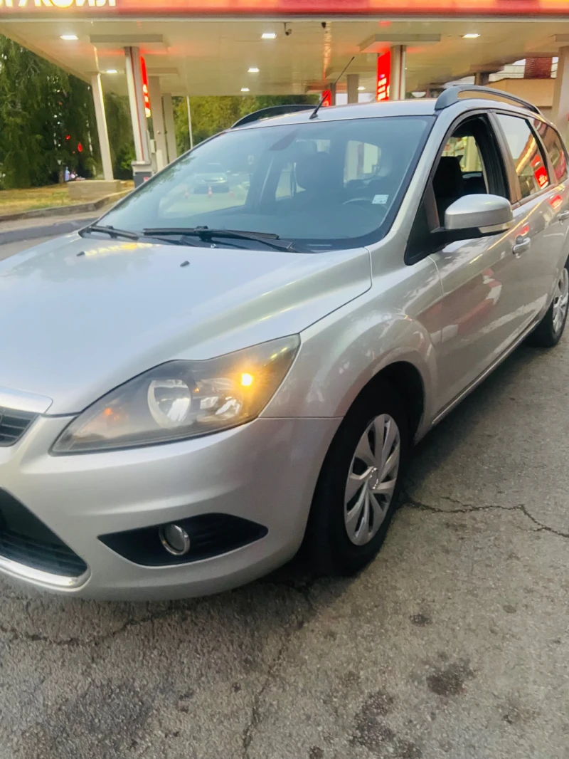 Ford Focus 1.6 TDCI , снимка 10 - Автомобили и джипове - 47330451