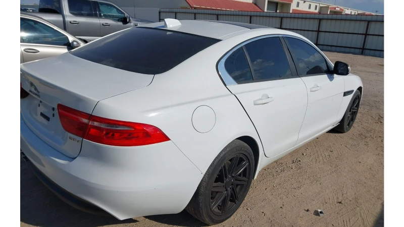 Jaguar XE 2.0 Diesel, снимка 4 - Автомобили и джипове - 47495154