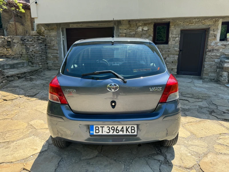 Toyota Yaris, снимка 5 - Автомобили и джипове - 48345524