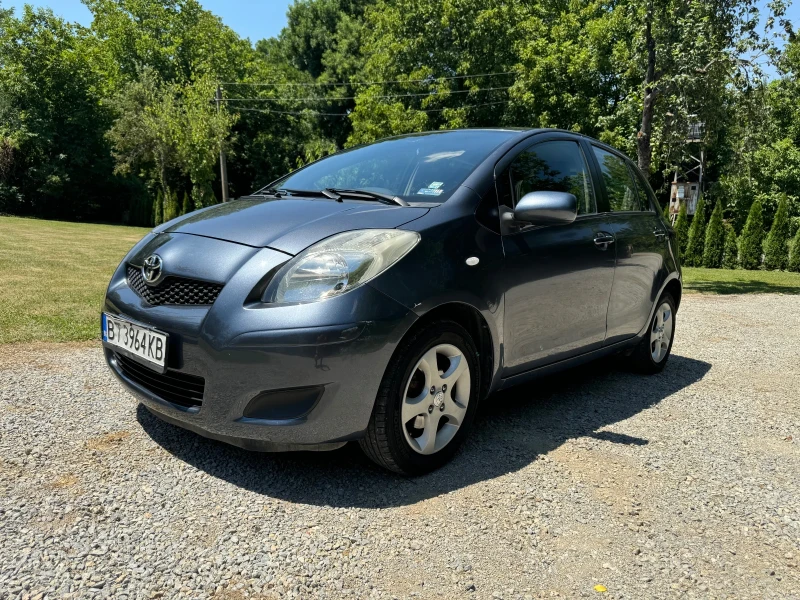 Toyota Yaris, снимка 15 - Автомобили и джипове - 48345524