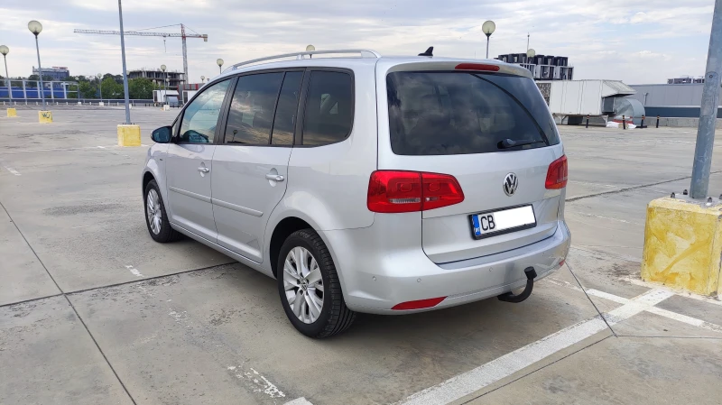 VW Touran, снимка 3 - Автомобили и джипове - 48424053