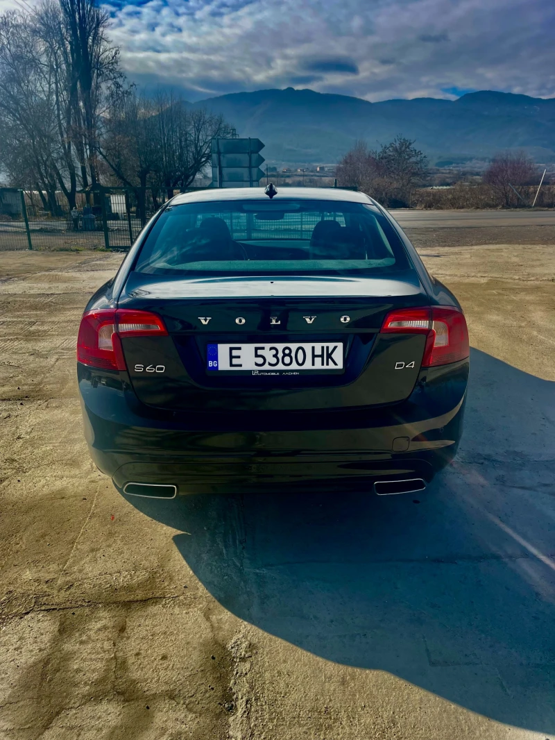 Volvo S60, снимка 5 - Автомобили и джипове - 48996648