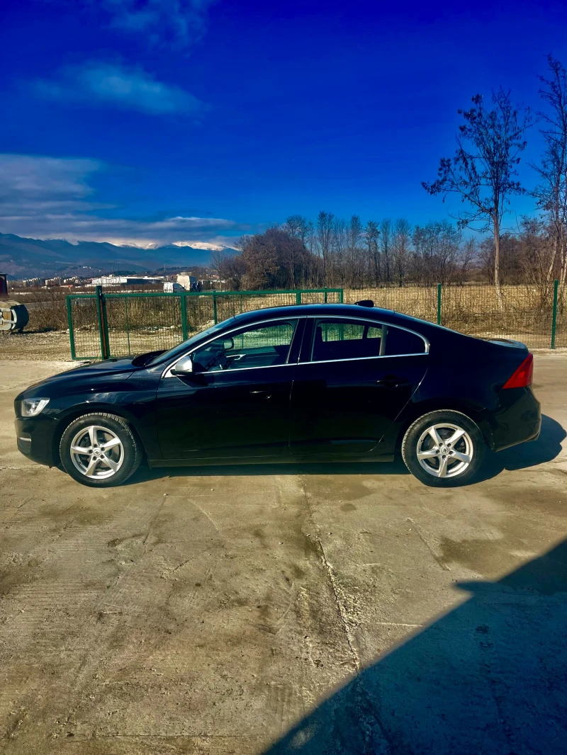 Volvo S60, снимка 3 - Автомобили и джипове - 48996648