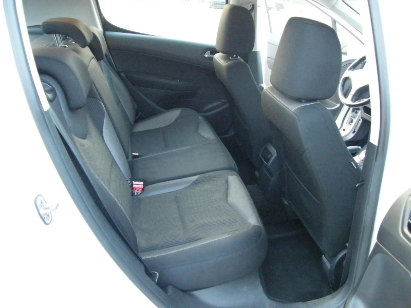 Peugeot 308 1.6HDI , снимка 14 - Автомобили и джипове - 52885988