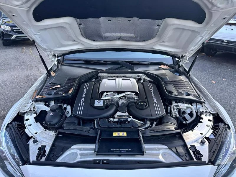 Mercedes-Benz C 63 AMG COUPE * CAMERA * BURMESTER * М. ТОЧКА * ПОДГРЕВ , снимка 13 - Автомобили и джипове - 48462876