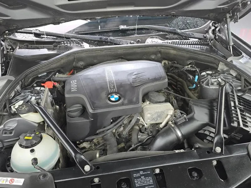 BMW 528 I xDrive Luxury Plus, снимка 6 - Автомобили и джипове - 55146013