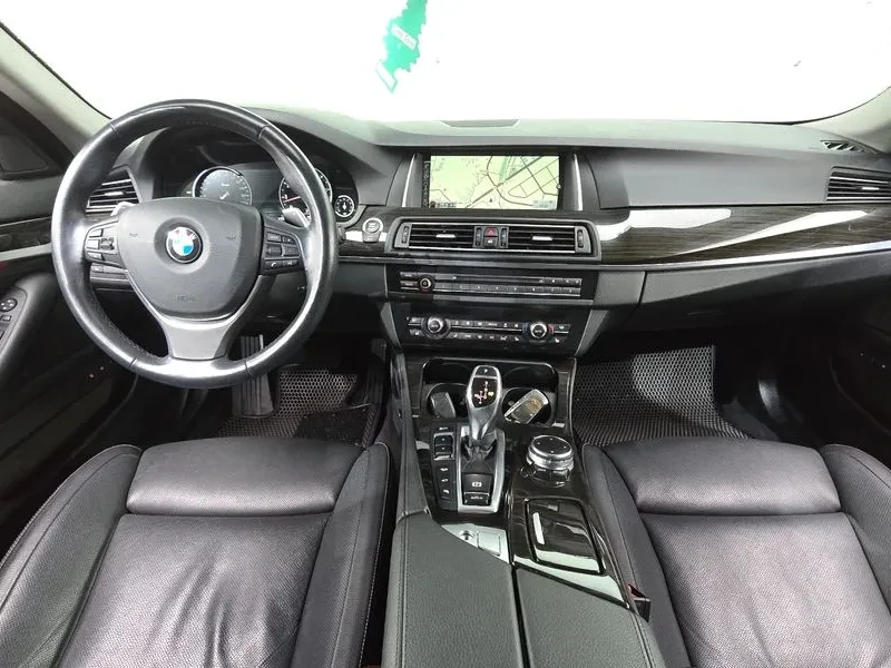 BMW 528 I xDrive Luxury Plus, снимка 7 - Автомобили и джипове - 55146013