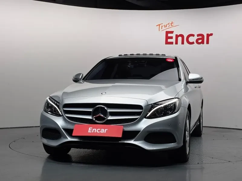 Mercedes-Benz C 200 САМО 30% АВАНС, снимка 3 - Автомобили и джипове - 55947070