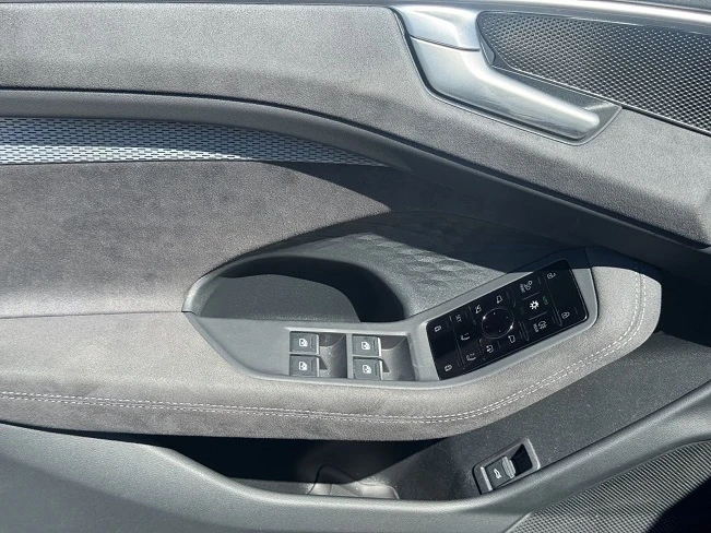 Audi A6 Avant TFSI Quattro = S-line = Гаранция, снимка 4 - Автомобили и джипове - 56181791