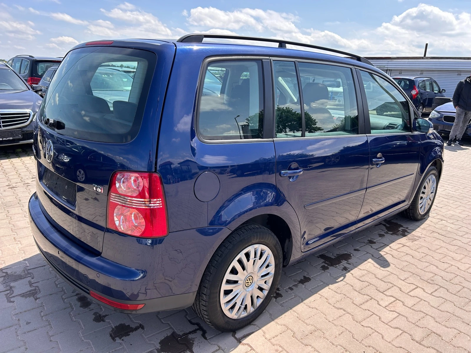 VW Touran 1.4TSI 6+ 1 EURO 4 ЛИЗИНГ - изображение 6