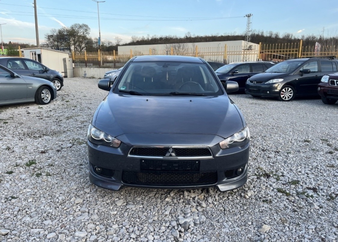 Mitsubishi Lancer 2.0-140кс - изображение 5