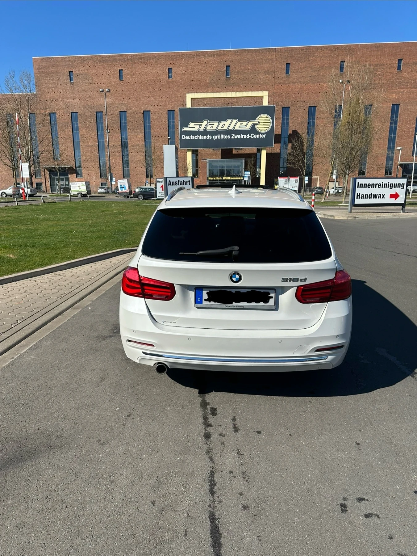 BMW 318 Luxury  - изображение 5