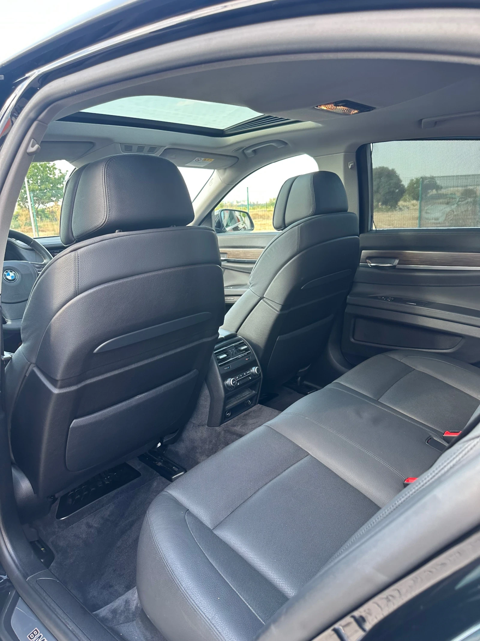 BMW 740 88000 км | Mobile.bg — изображение 13